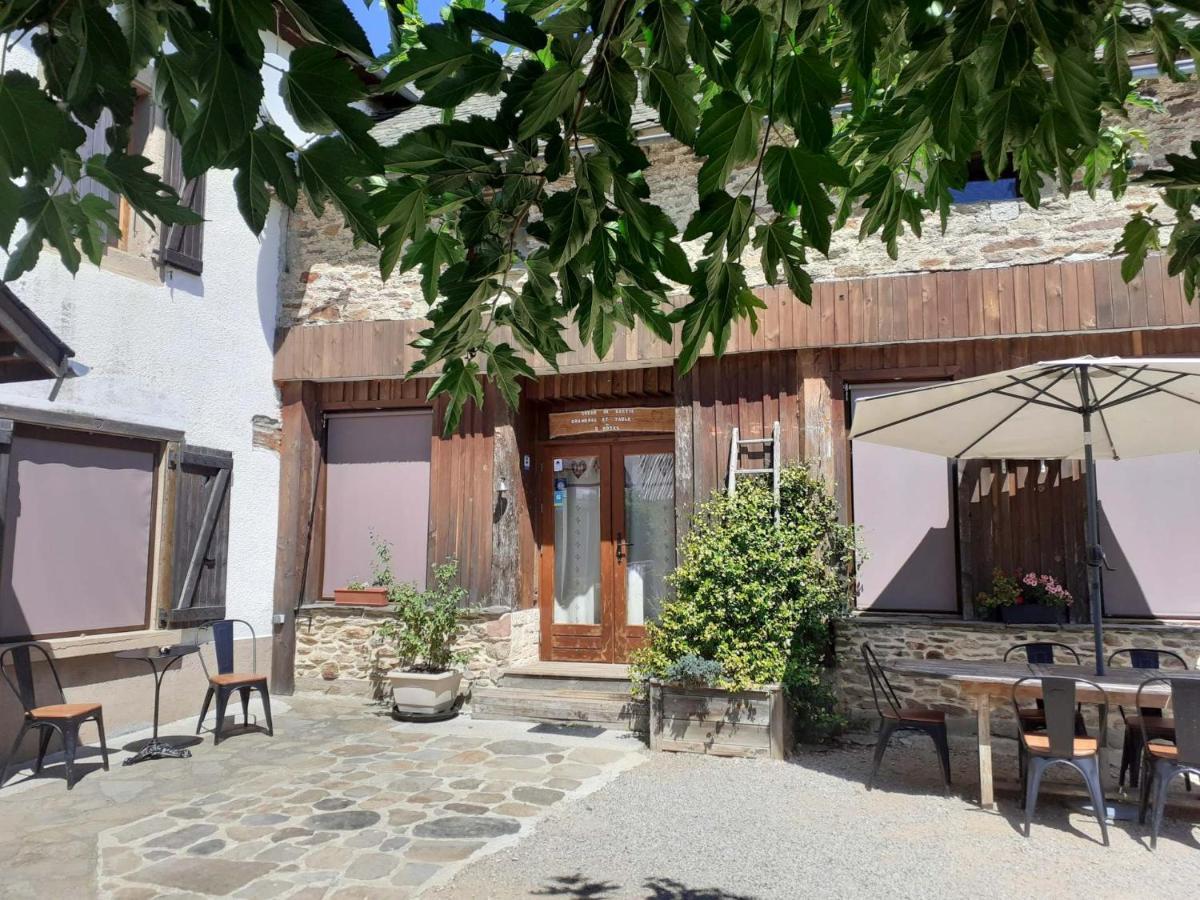 Chambres D'Hotes Coeur De Bastie Et Ranch Du Levezou Tremouilles Екстер'єр фото