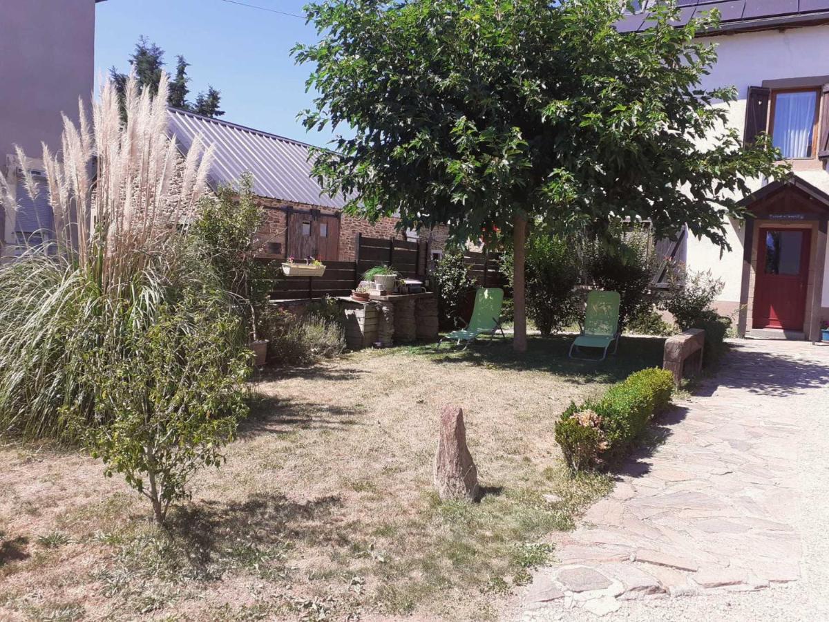 Chambres D'Hotes Coeur De Bastie Et Ranch Du Levezou Tremouilles Екстер'єр фото