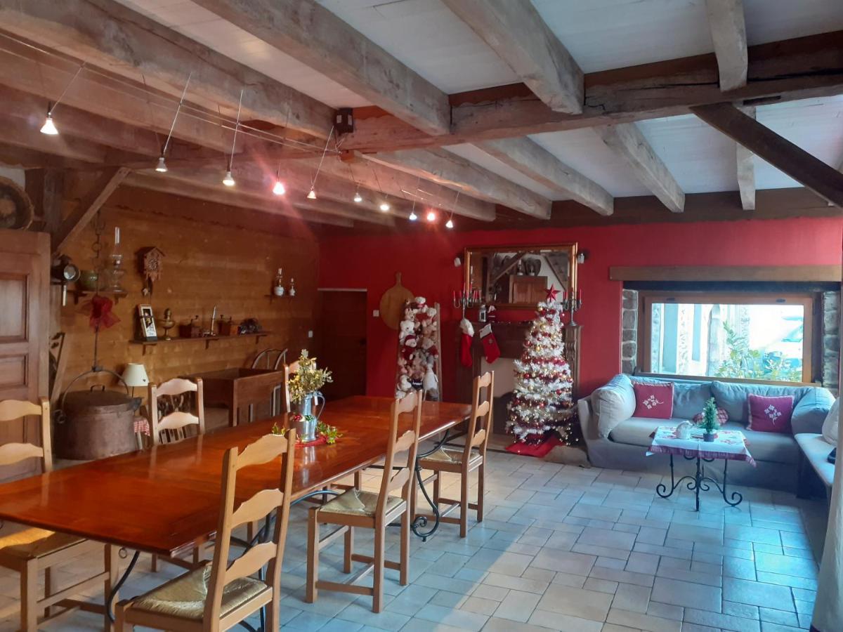 Chambres D'Hotes Coeur De Bastie Et Ranch Du Levezou Tremouilles Екстер'єр фото