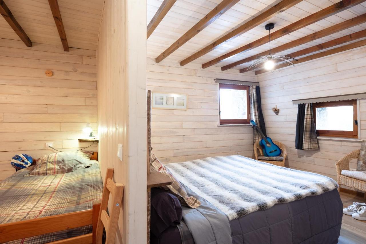 Chambres D'Hotes Coeur De Bastie Et Ranch Du Levezou Tremouilles Екстер'єр фото