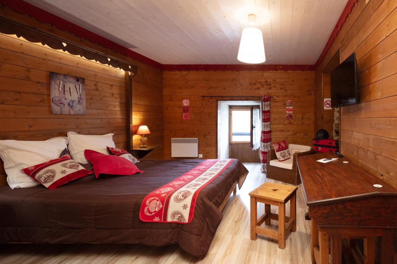 Chambres D'Hotes Coeur De Bastie Et Ranch Du Levezou Tremouilles Екстер'єр фото