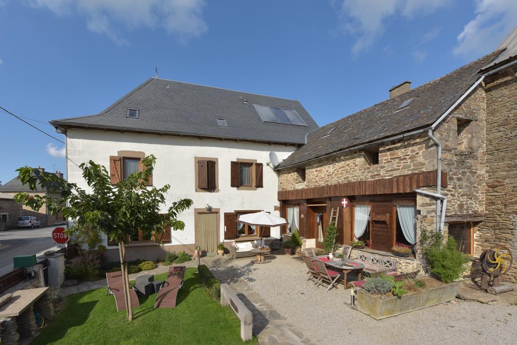 Chambres D'Hotes Coeur De Bastie Et Ranch Du Levezou Tremouilles Екстер'єр фото