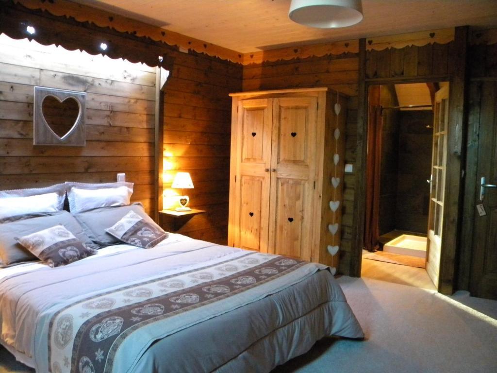 Chambres D'Hotes Coeur De Bastie Et Ranch Du Levezou Tremouilles Номер фото